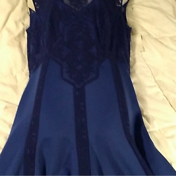 LADIES TADASHI SHOJI - Picture 8 of 8